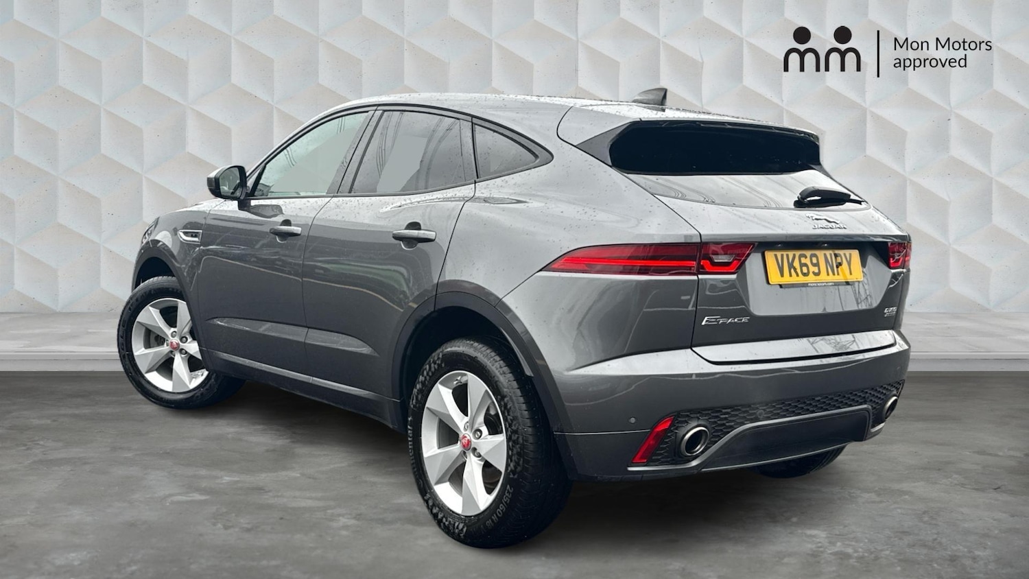 Used Jaguar E-Pace 2019 for sale - 77515755: Photo 3