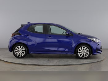 Used Toyota Yaris 2023 for sale - 77504951: Photo