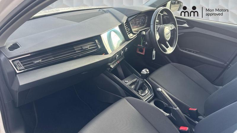 Used Audi A1 2021 for sale - 77116902: Photo 2