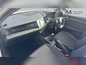 Used Audi A1 2021 for sale - 77116902: Photo