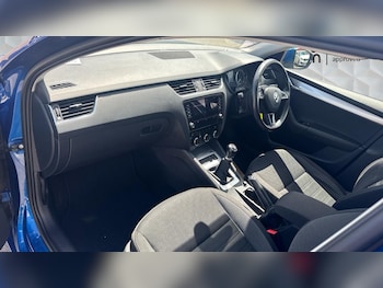 Used Skoda Octavia 2019 for sale - 78835780: Photo