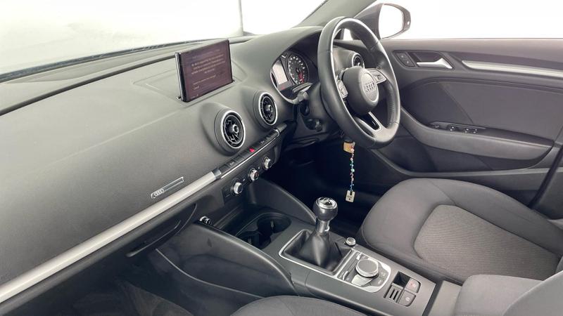 Used Audi A3 2018 for sale - 76534394: Photo 2