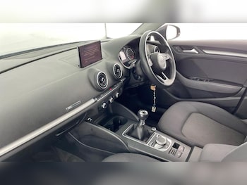 Used Audi A3 2018 for sale - 76534394: Photo