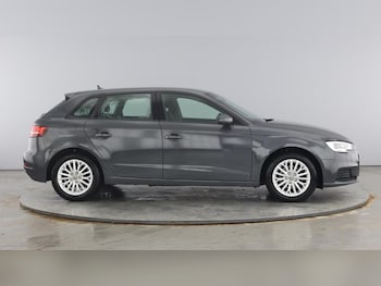 Used Audi A3 2018 for sale - 76534394: Photo