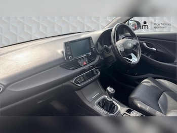 Used Hyundai i30 2018 for sale - 79580927: Photo