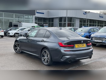 Used BMW 3 Series 2021 for sale - 77602893: Photo