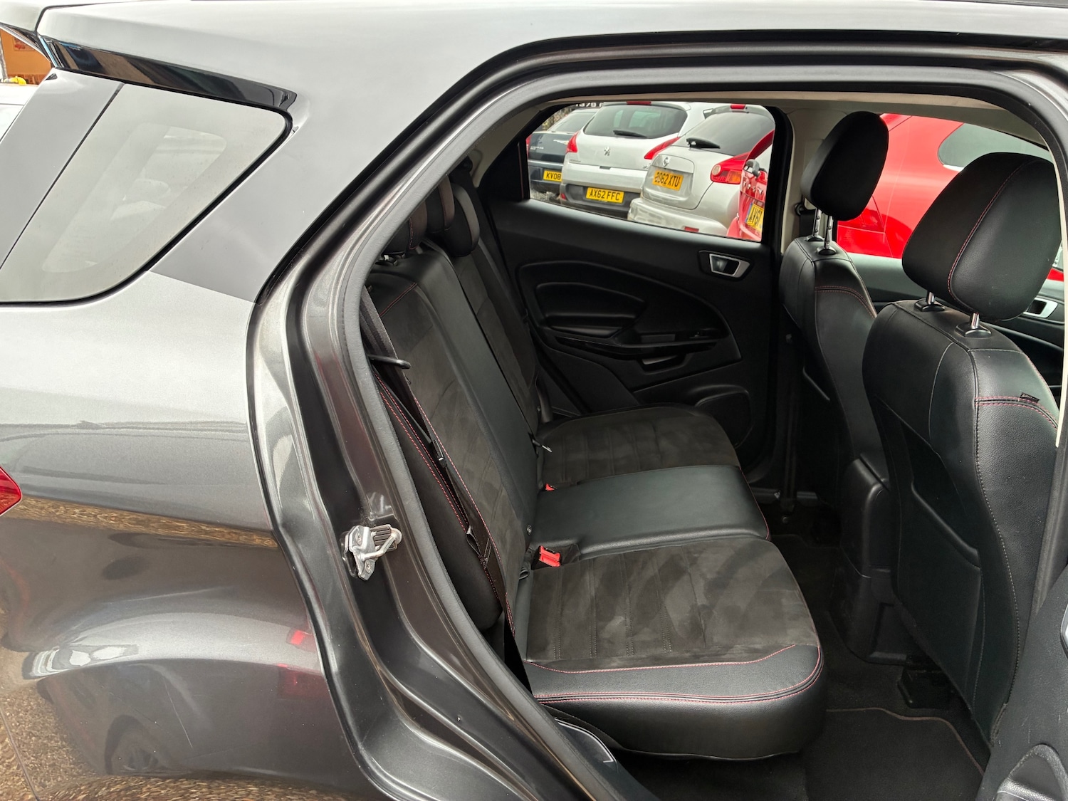 Used Ford Ecosport 2018 for sale - 76302138: Photo 7