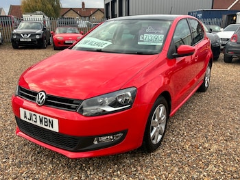 Used Volkswagen Polo 2013 for sale - 76478119: Photo