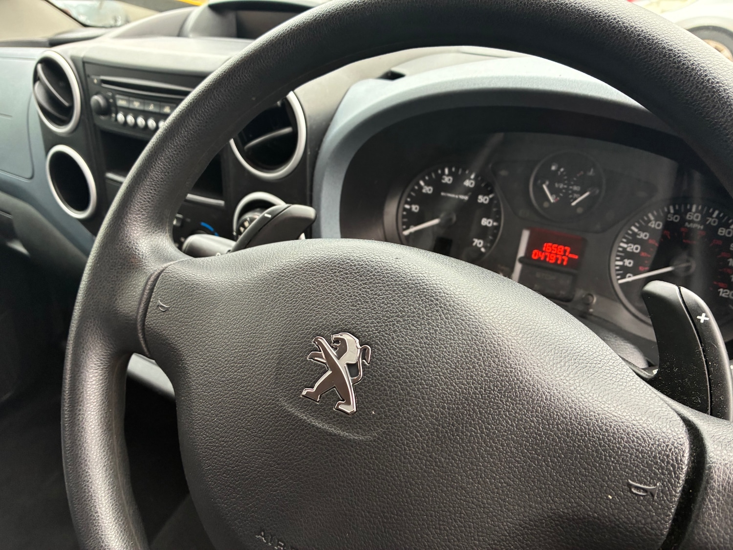 Used Peugeot Partner Tepee 2014 for sale - 76542258: Photo 11