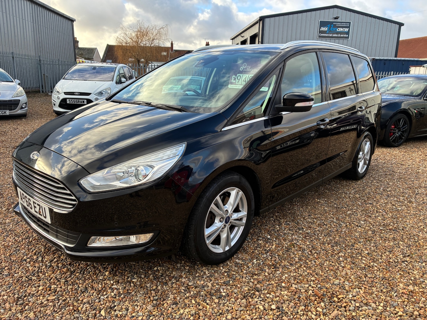 Used Ford Galaxy 2017 for sale - 77159849: Photo 2