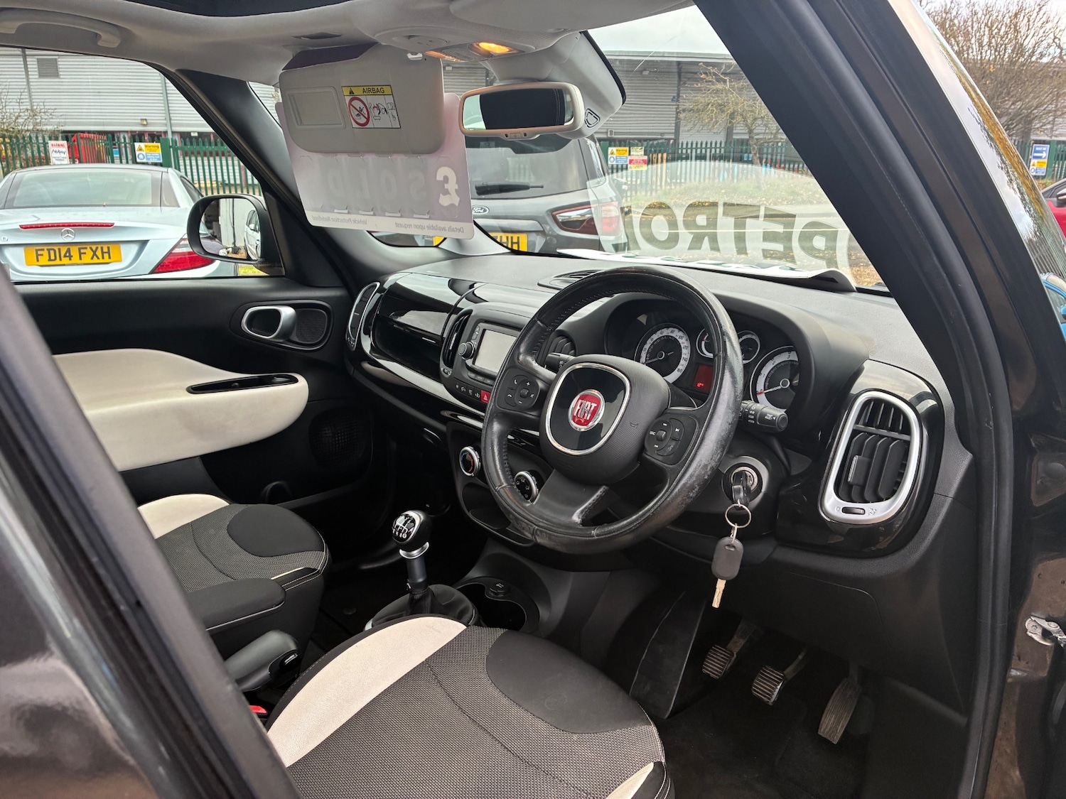 Used Fiat 500L 2017 for sale - 76845992: Photo 5