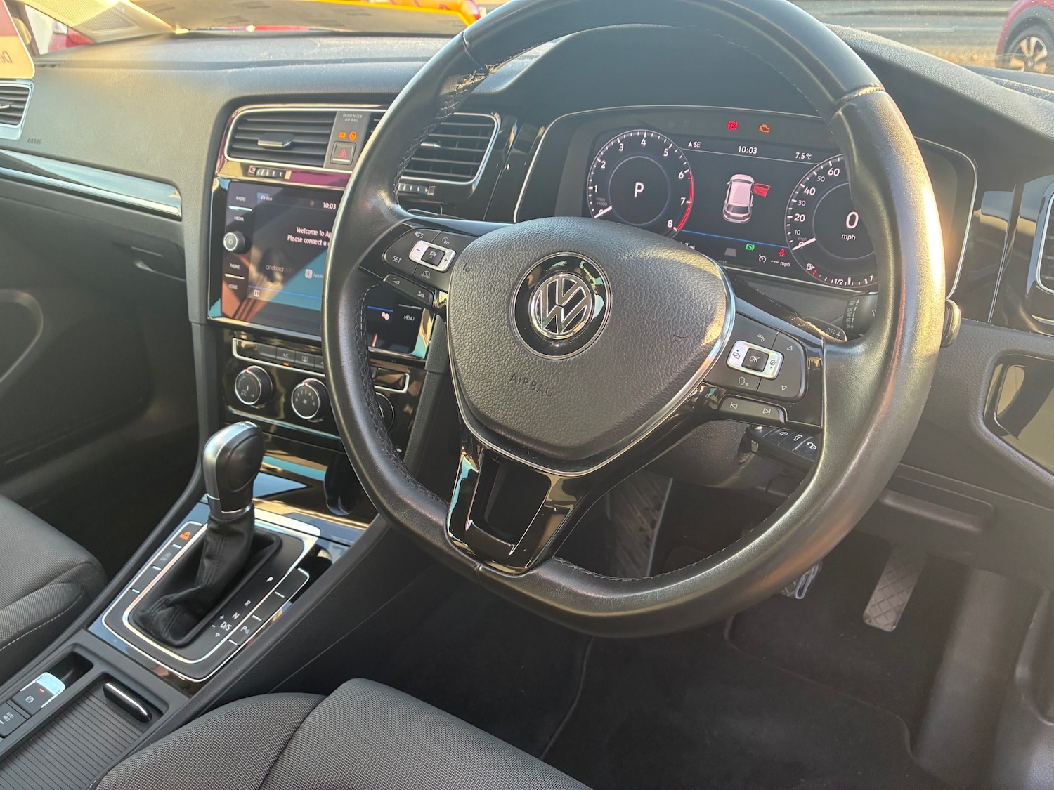 Used Volkswagen Golf 2017 for sale - 76904825: Photo 6