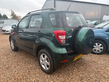 Used Daihatsu Terios 2009 for sale - 76544400: Photo