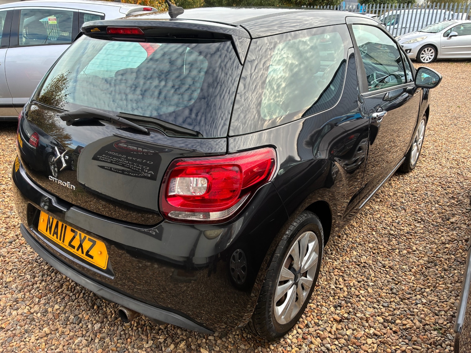 Used Citroen DS3 2011 for sale - 76392521: Photo 3