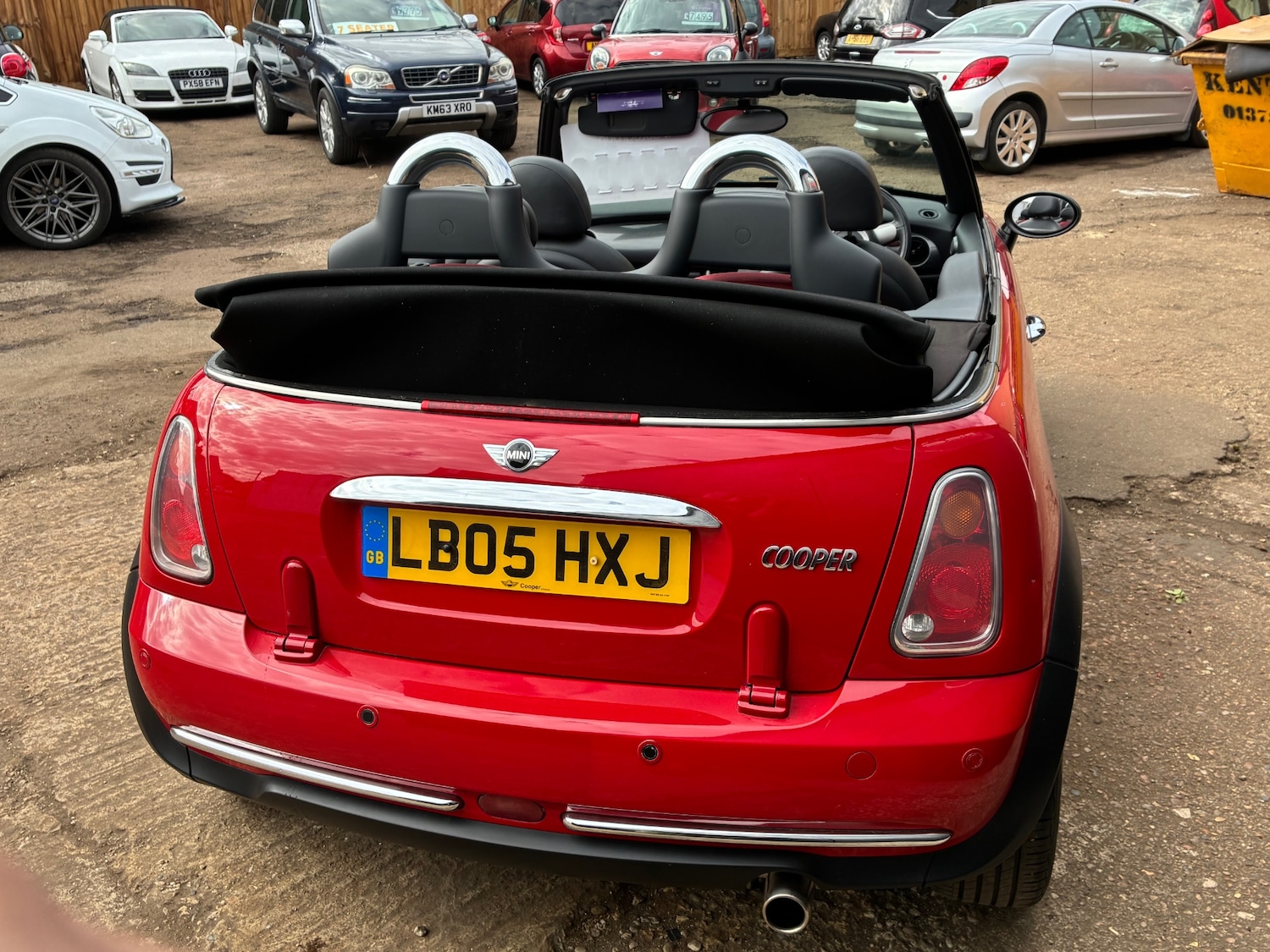 Used MINI Convertible 2005 for sale - 78090894: Photo 4
