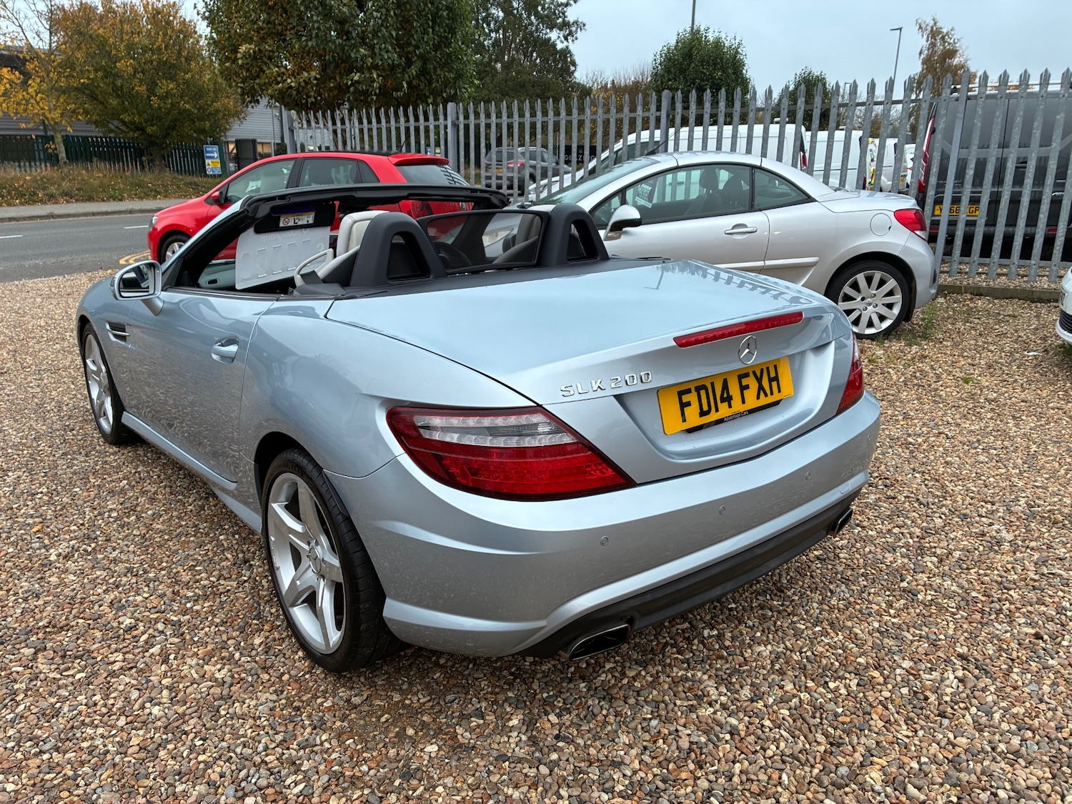 Used Mercedes-Benz SLK 2014 for sale - 76507359: Photo 8