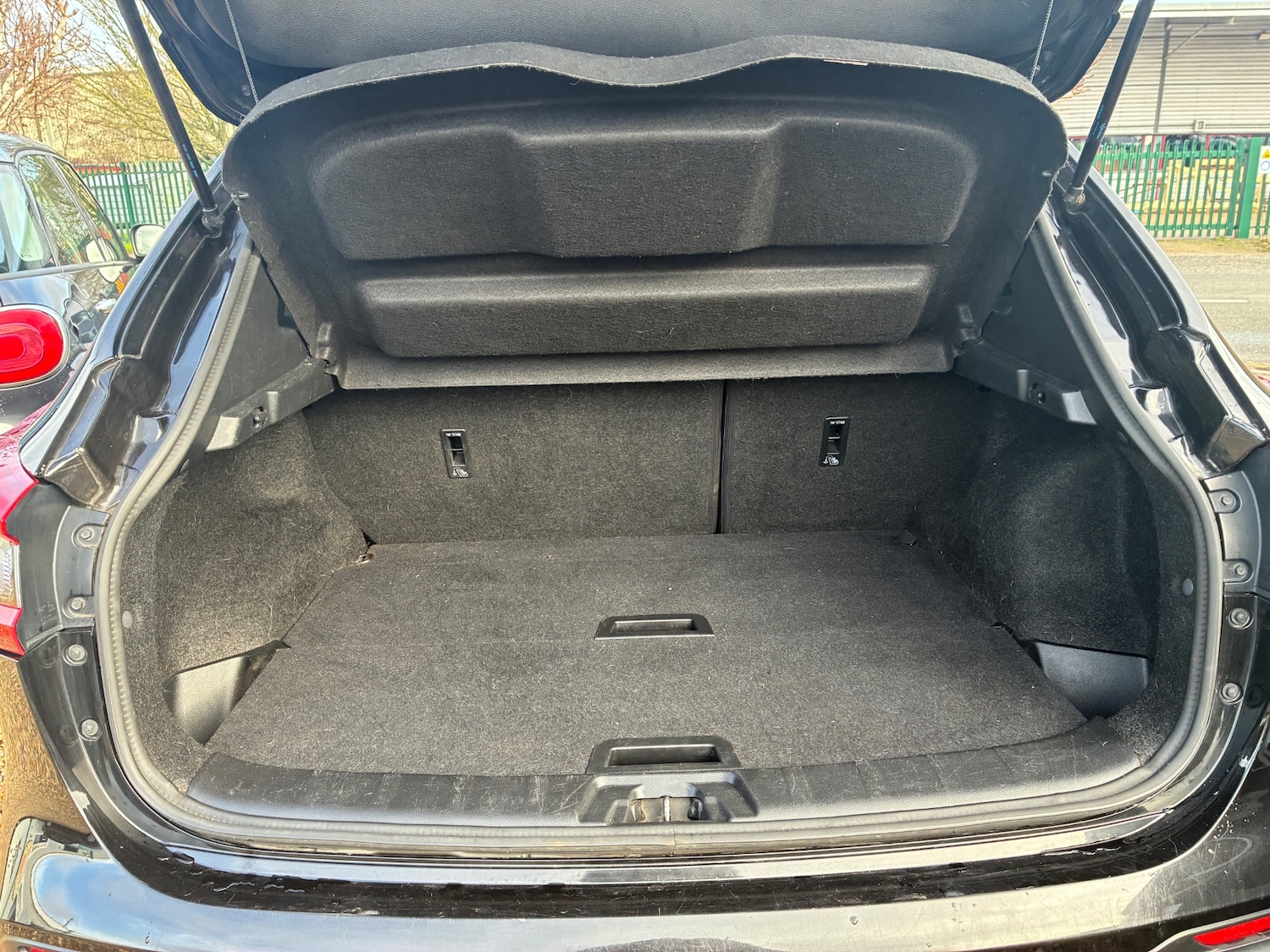 Used Nissan Qashqai 2017 for sale - 77392366: Photo 7