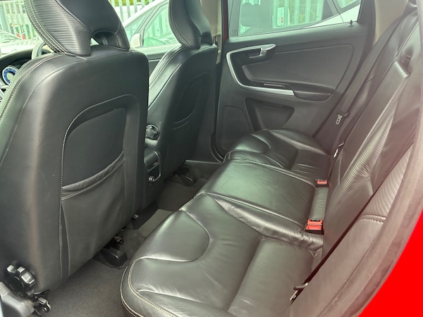 Used Volvo XC60 2011 for sale - 76274861: Photo 8