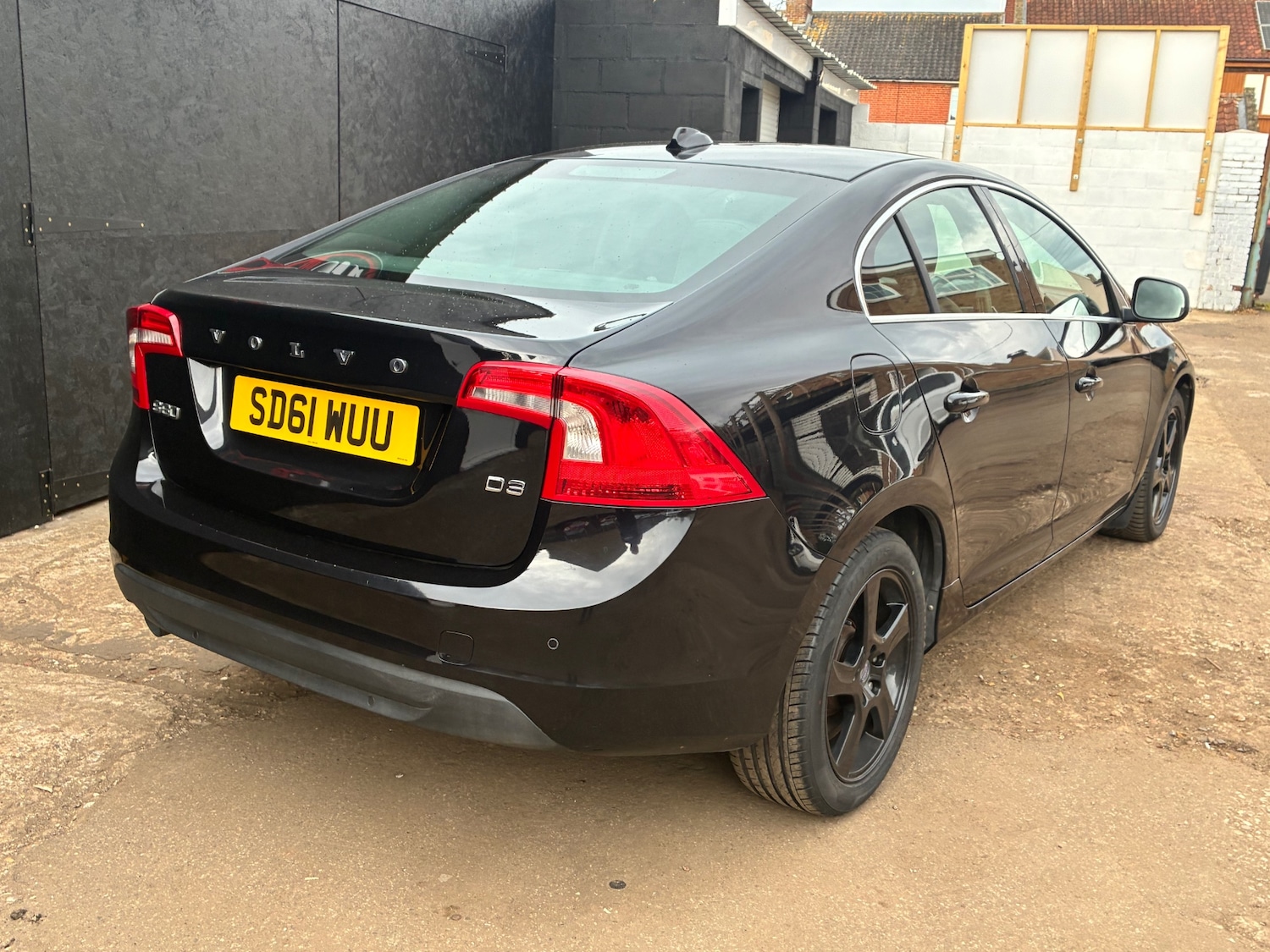 Used Volvo S60 2011 for sale - 78180601: Photo 3