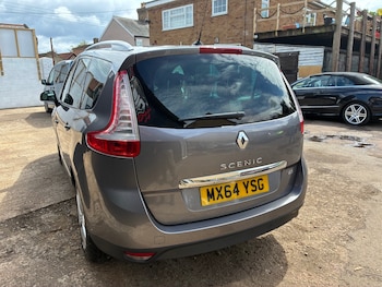 Used Renault Grand Scenic 2014 for sale - 78594198: Photo