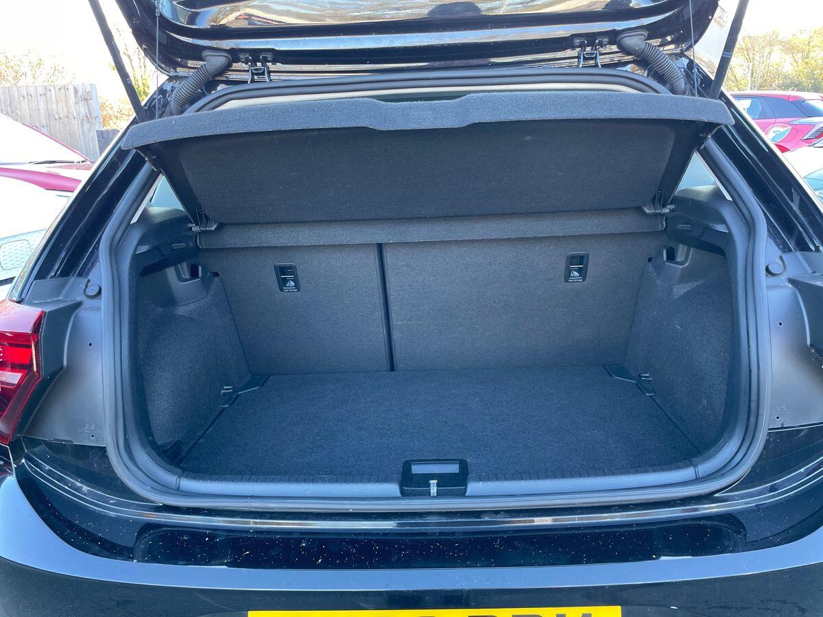 Used Volkswagen Polo 2023 for sale - 76730950: Photo 12