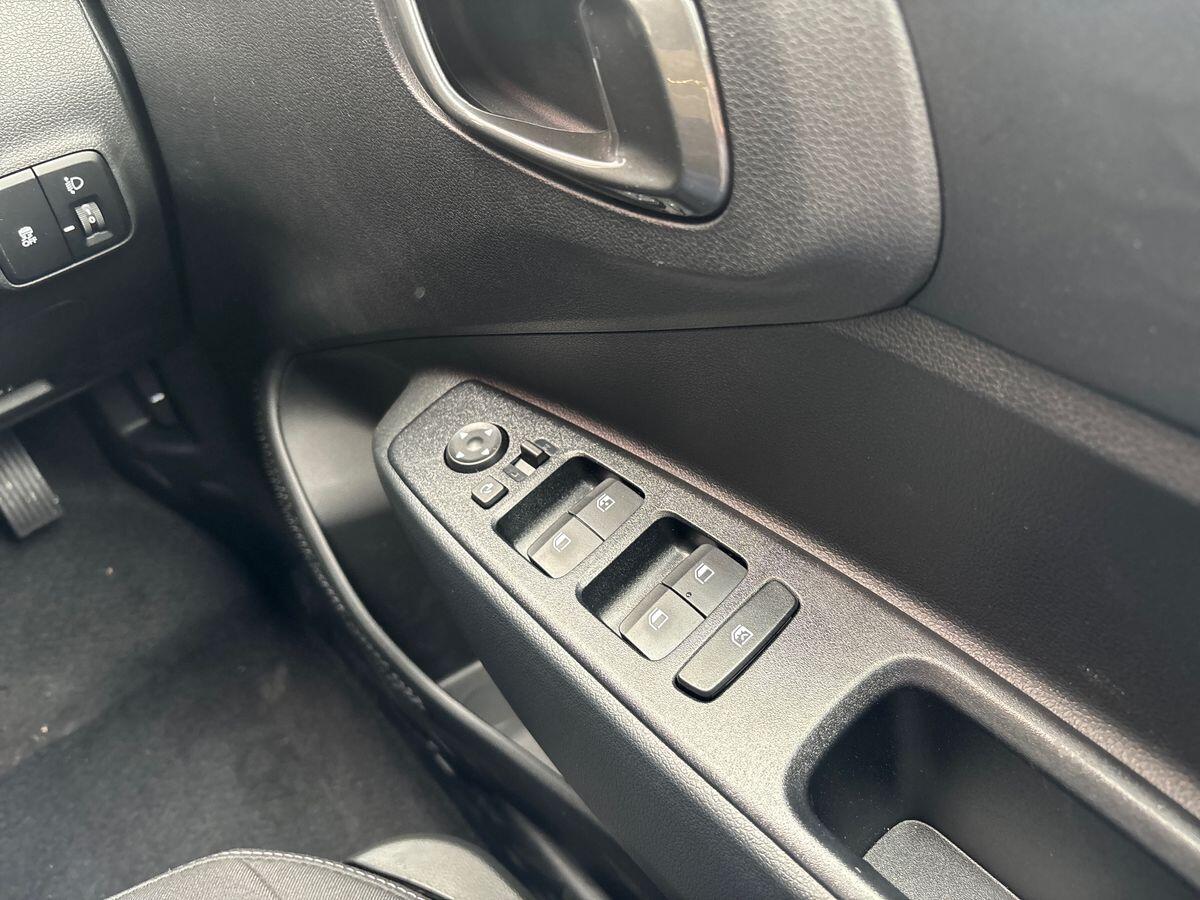 Used Hyundai i10 for sale - 76801030: Photo 20