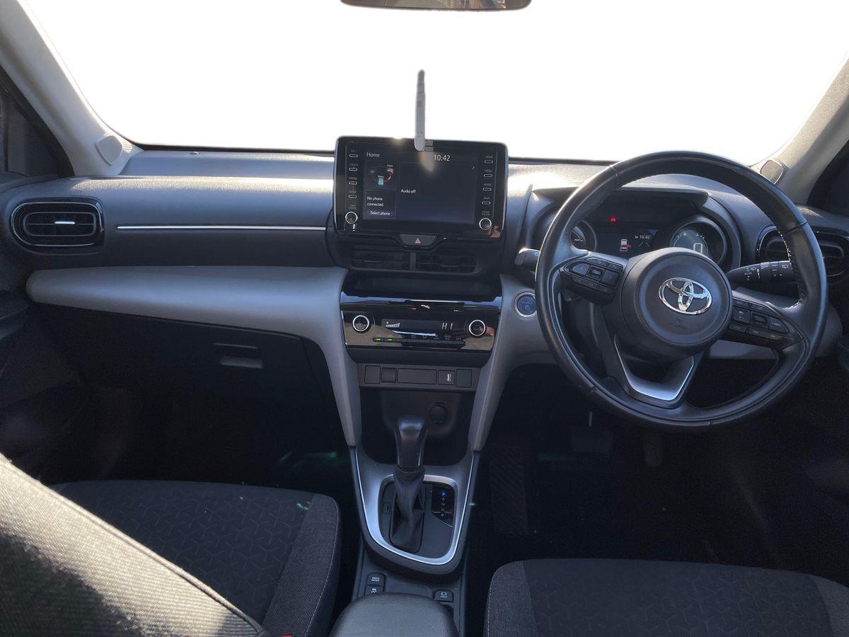 Used Toyota Yaris Cross 2022 for sale - 76849741: Photo 13