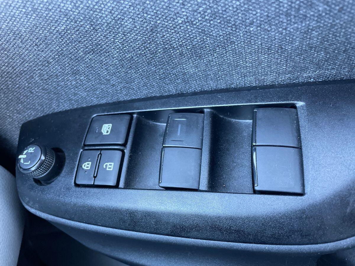 Used Toyota Yaris Cross 2022 for sale - 76849741: Photo 20