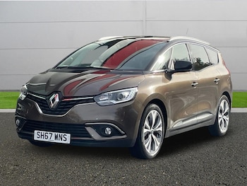 Used Renault Grand Scenic 2017 for sale - 76730928: Photo