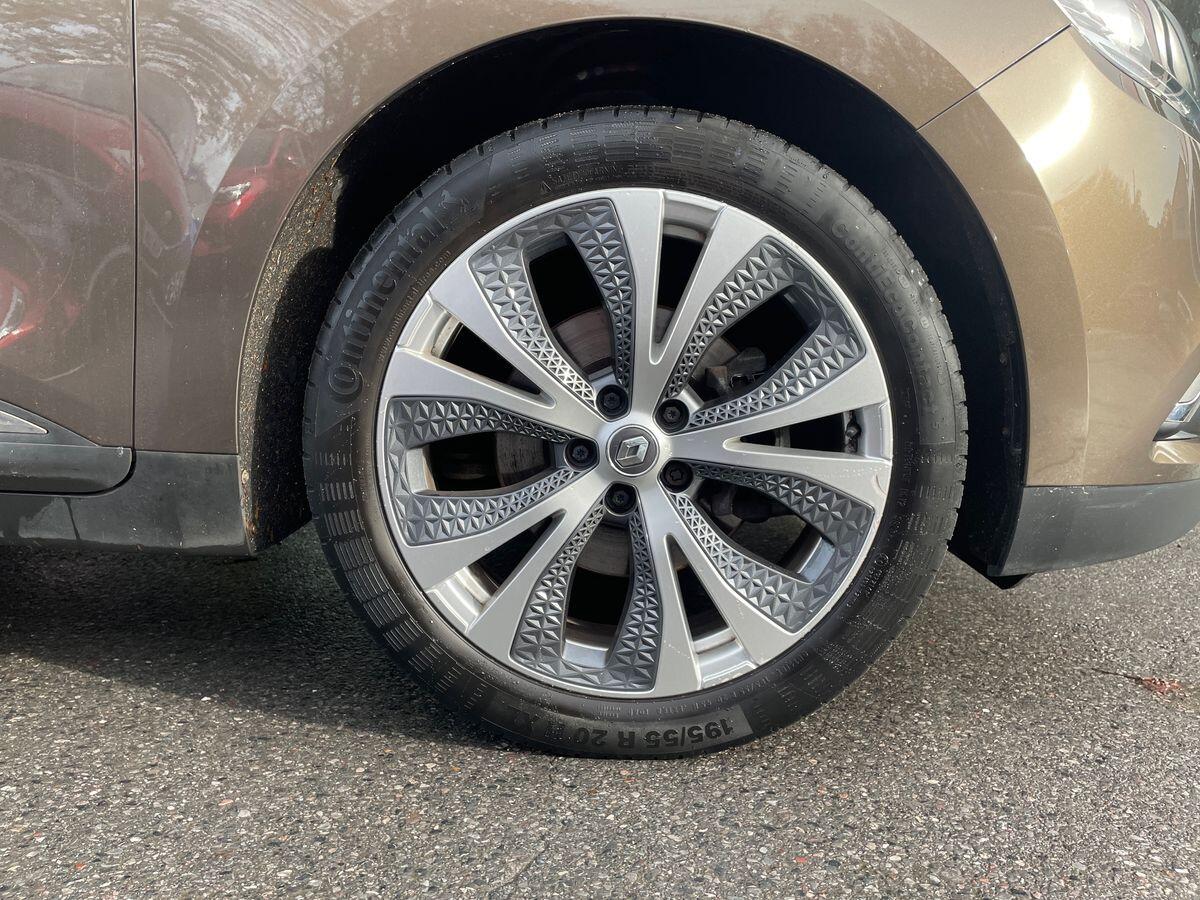 Used Renault Grand Scenic 2017 for sale - 76913600: Photo 9