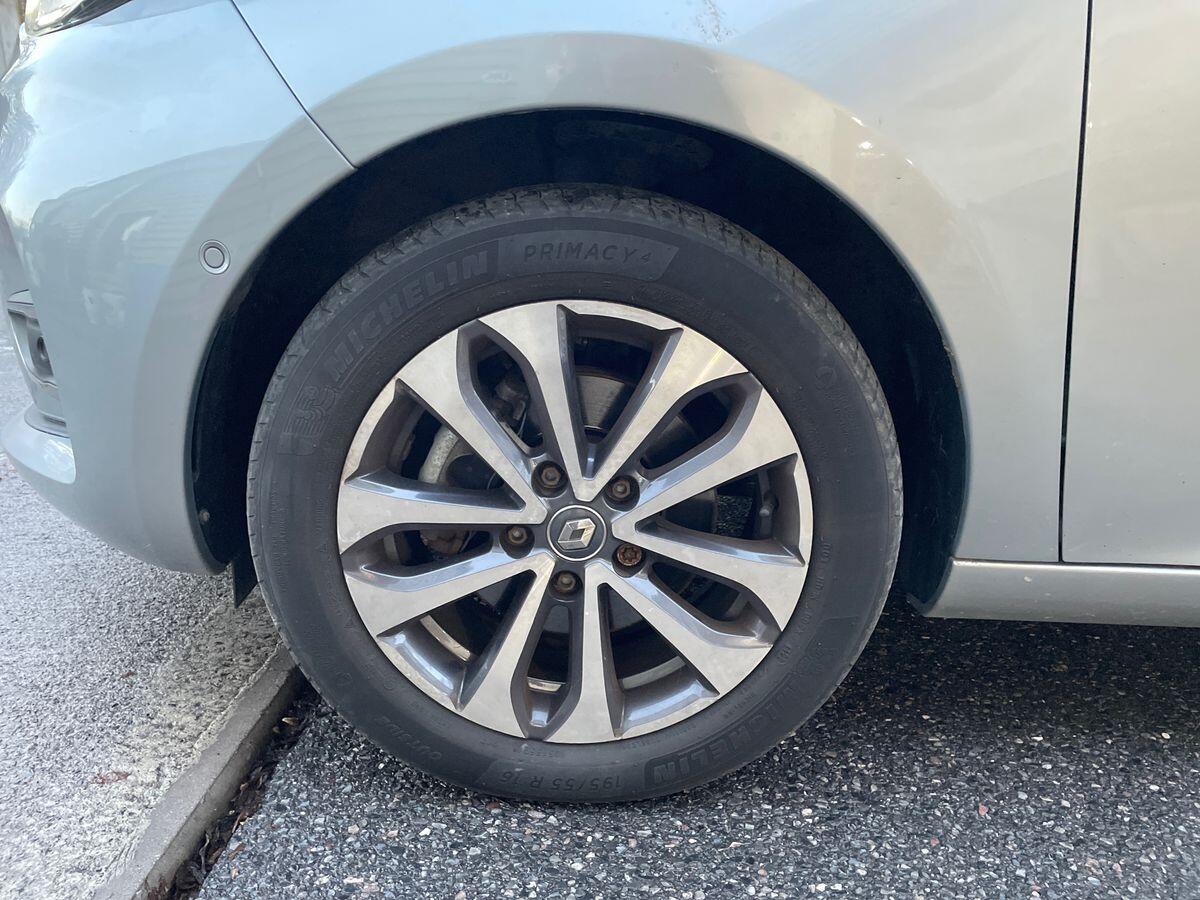 Used Renault Zoe 2022 for sale - 76730931: Photo 9