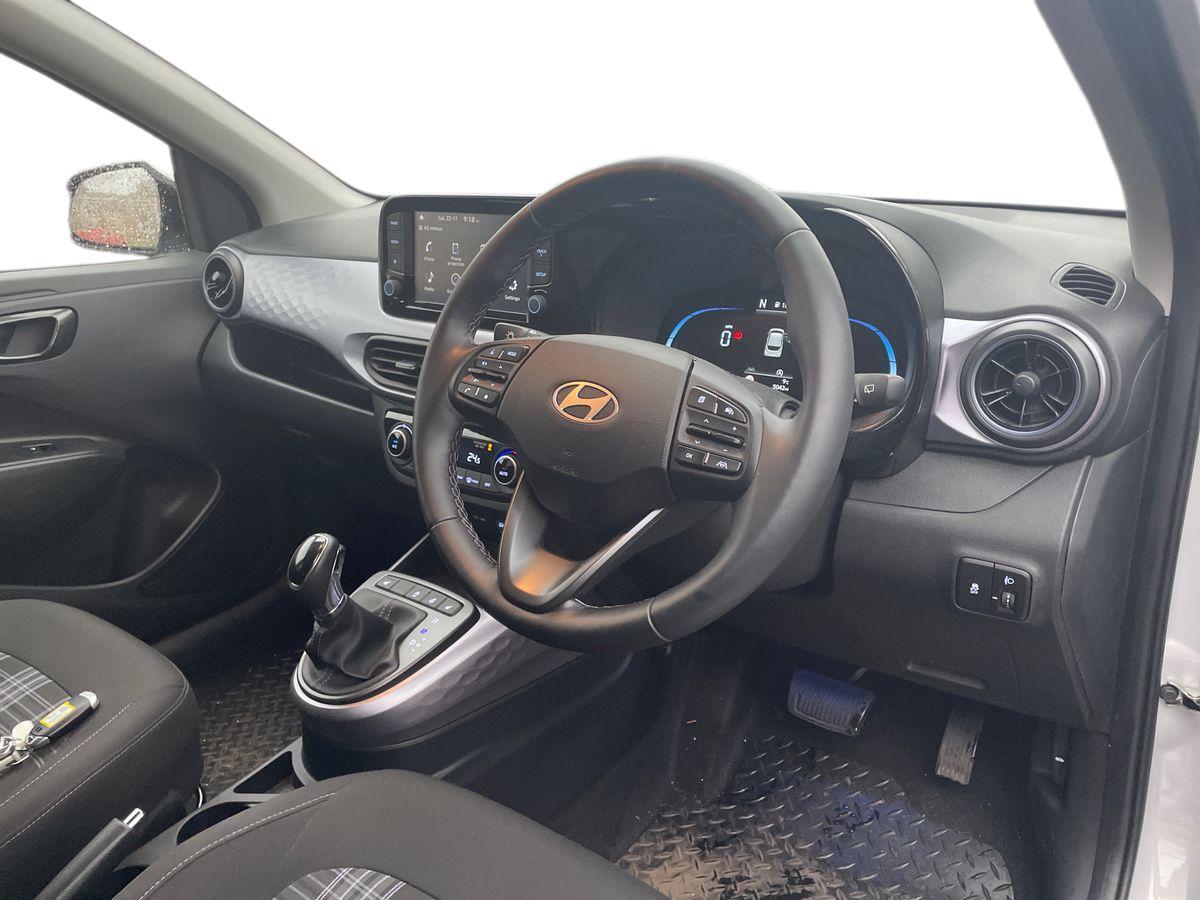 Used Hyundai i10 2024 for sale - 76730919: Photo 15