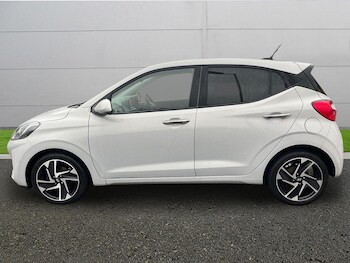 Used Hyundai i10 2024 for sale - 76730919: Photo