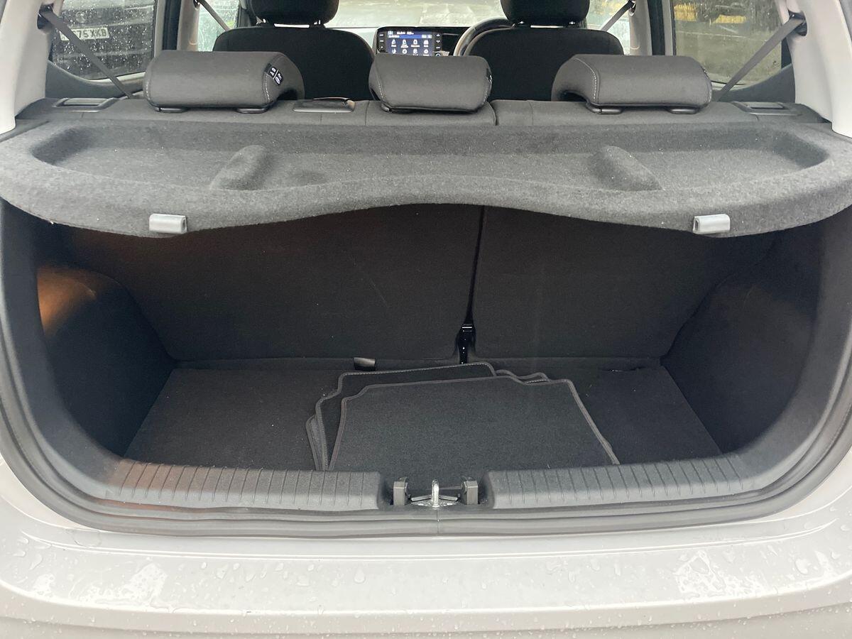 Used Hyundai i10 2024 for sale - 76824997: Photo 12