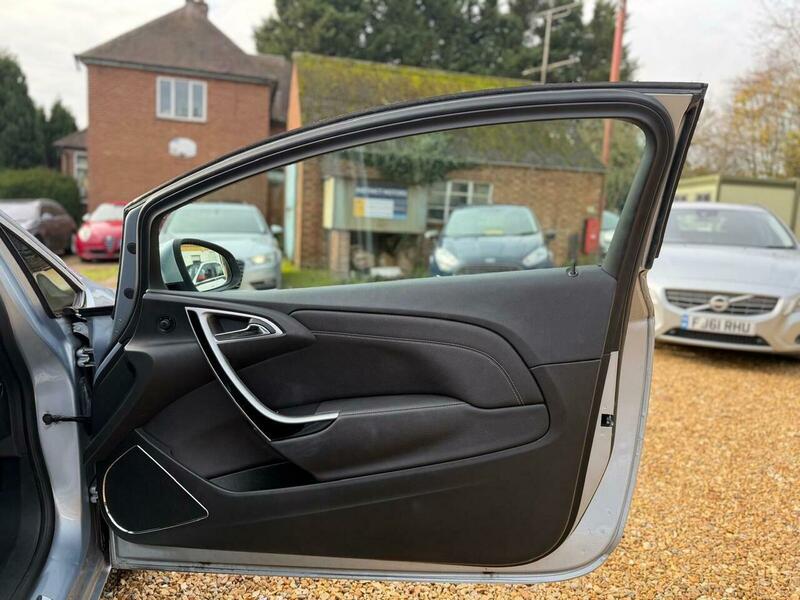 Used Vauxhall Astra GTC 2013 for sale - 76510468: Photo 26