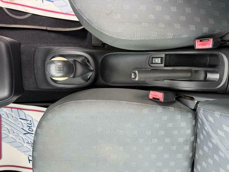 Used Nissan Micra 2004 for sale - 76768924: Photo 24