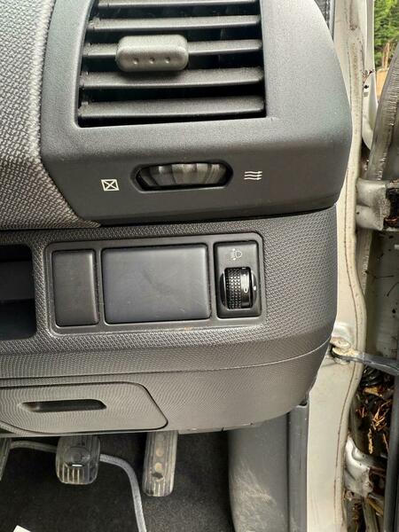 Used Nissan Micra 2004 for sale - 76768924: Photo 29