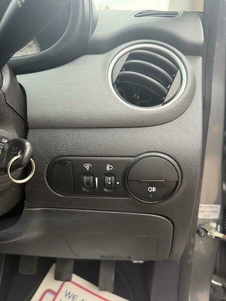 Used Hyundai i10 2009 for sale - 76596056: Photo 29