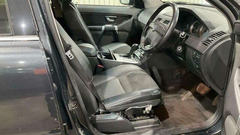 Used Volvo XC90 2011 for sale - 77384917: Photo 11