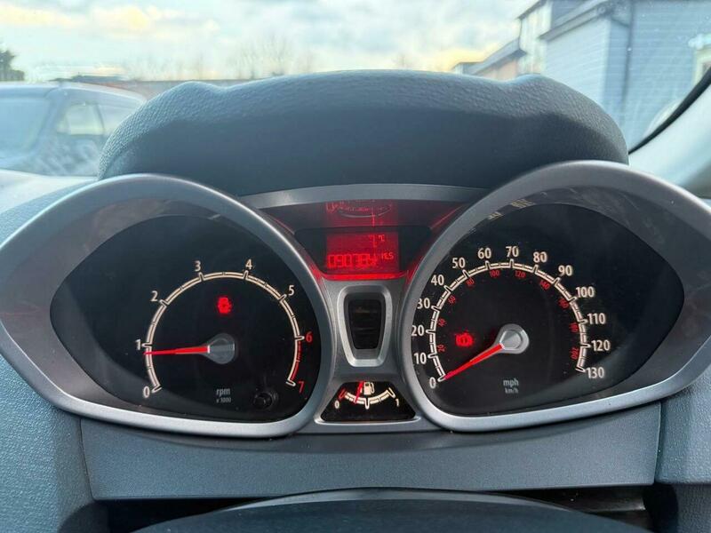 Used Ford Fiesta 2010 for sale - 76559710: Photo 17