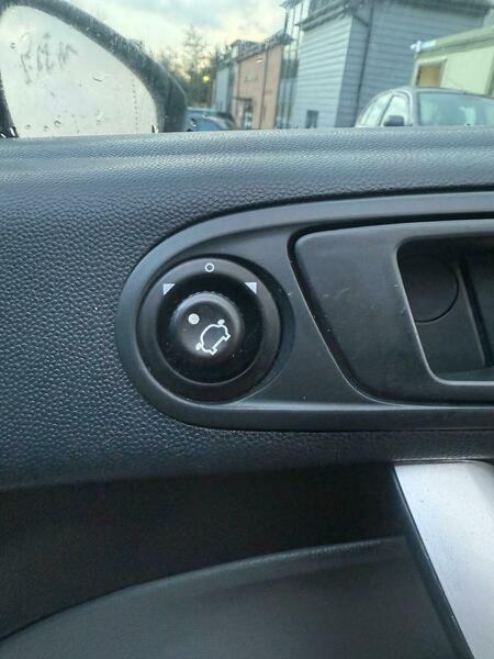 Used Ford Fiesta 2010 for sale - 76559710: Photo 33