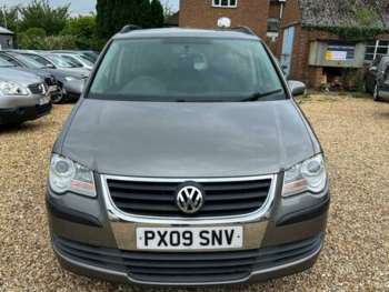 Used Volkswagen Touran 2009 for sale - 74942384: Photo