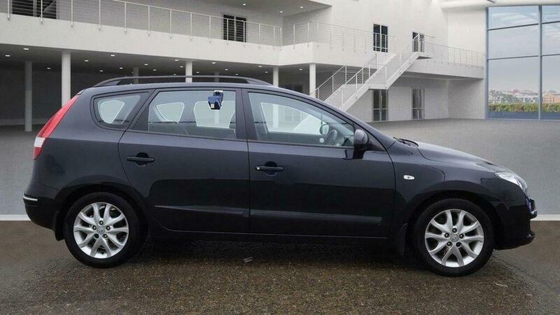 Used Hyundai i30 2010 for sale - 76559673: Photo 6