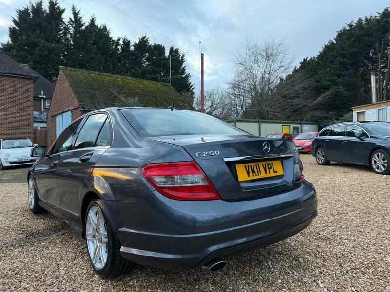 Used Mercedes-Benz C Class 2011 for sale - 77096796: Photo 8