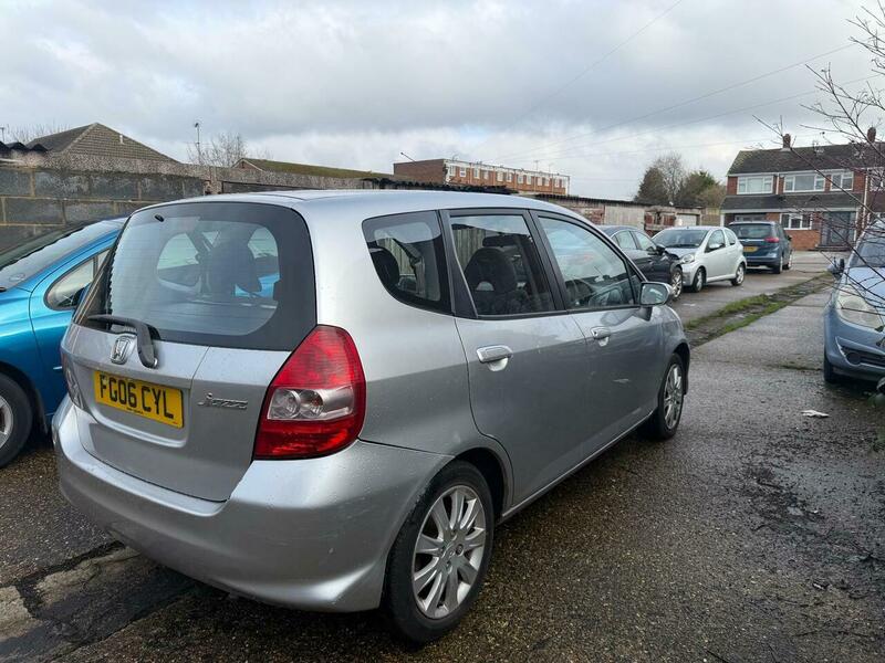 Used Honda Jazz 2006 for sale - 77632323: Photo 4