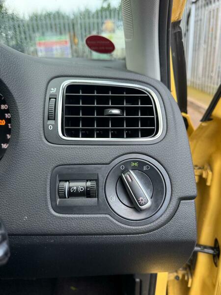 Used Volkswagen Polo 2011 for sale - 77564129: Photo 19