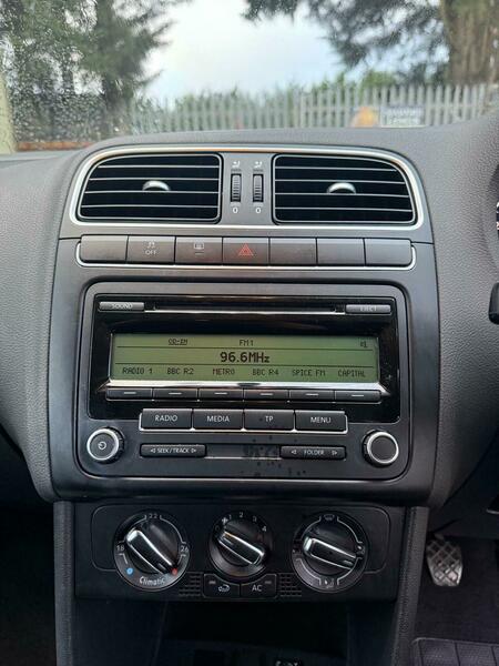 Used Volkswagen Polo 2011 for sale - 77564129: Photo 22