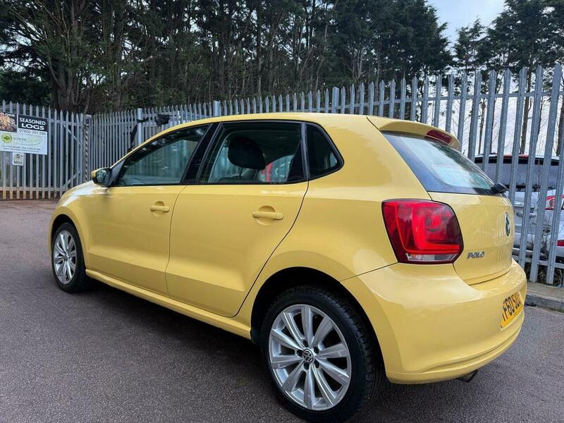 Used Volkswagen Polo 2011 for sale - 77564129: Photo 8