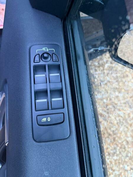 Used Land Rover Discovery Sport 2016 for sale - 76855323: Photo 19