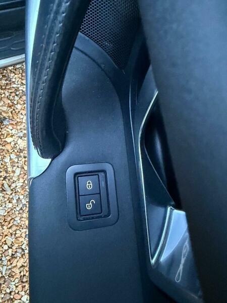 Used Land Rover Discovery Sport 2016 for sale - 76855323: Photo 21